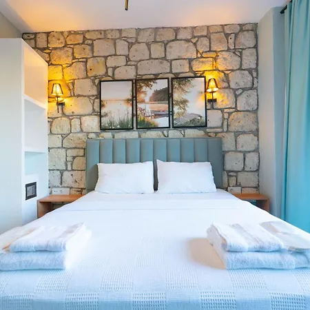 Karnelyan Alacati فندق *