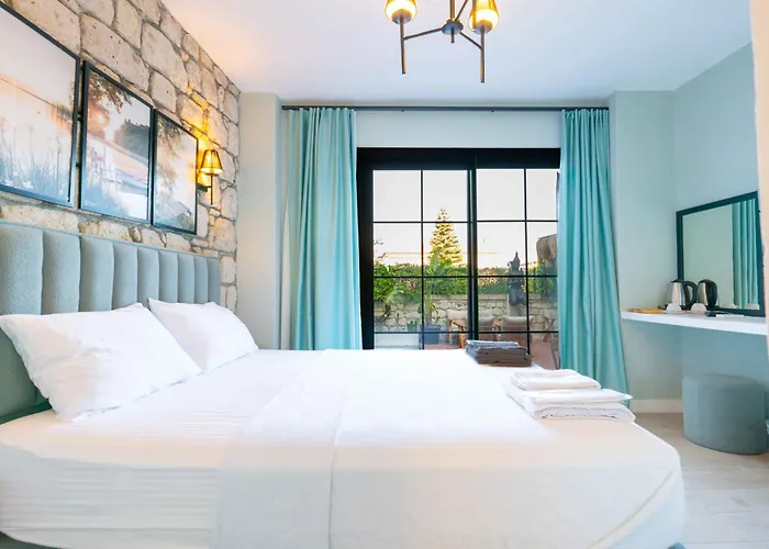 Karnelyan Alacati Szálloda